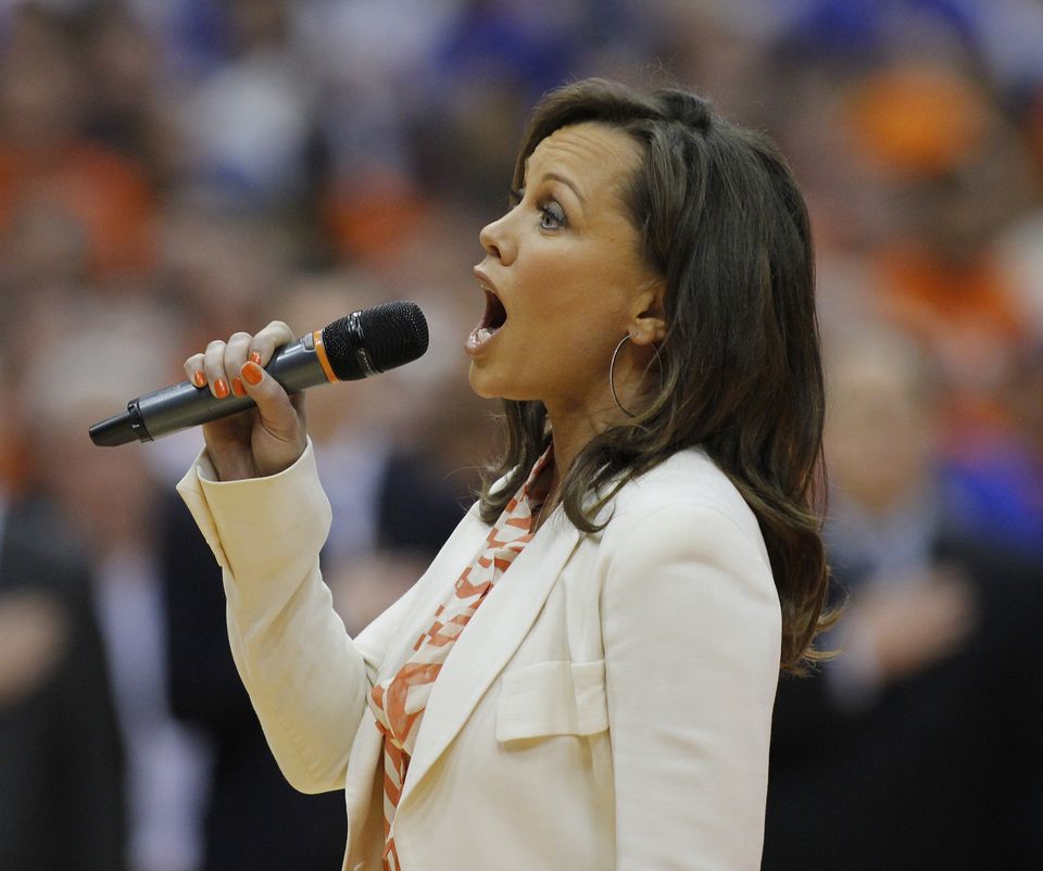 SU alumna and Former Miss America, Vanessa Williams, performs National Anthem before SU/Duke basketball game