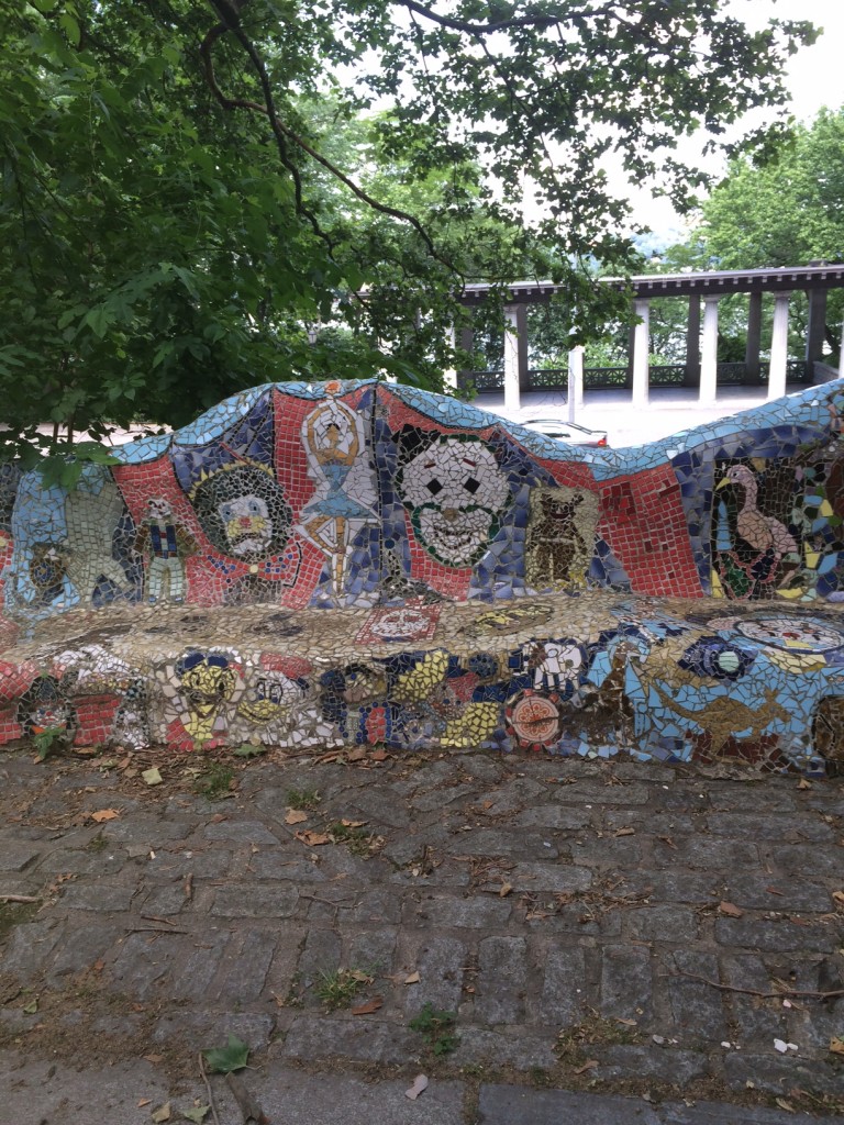 Gaudi like Bench Circling Grant's Tomb