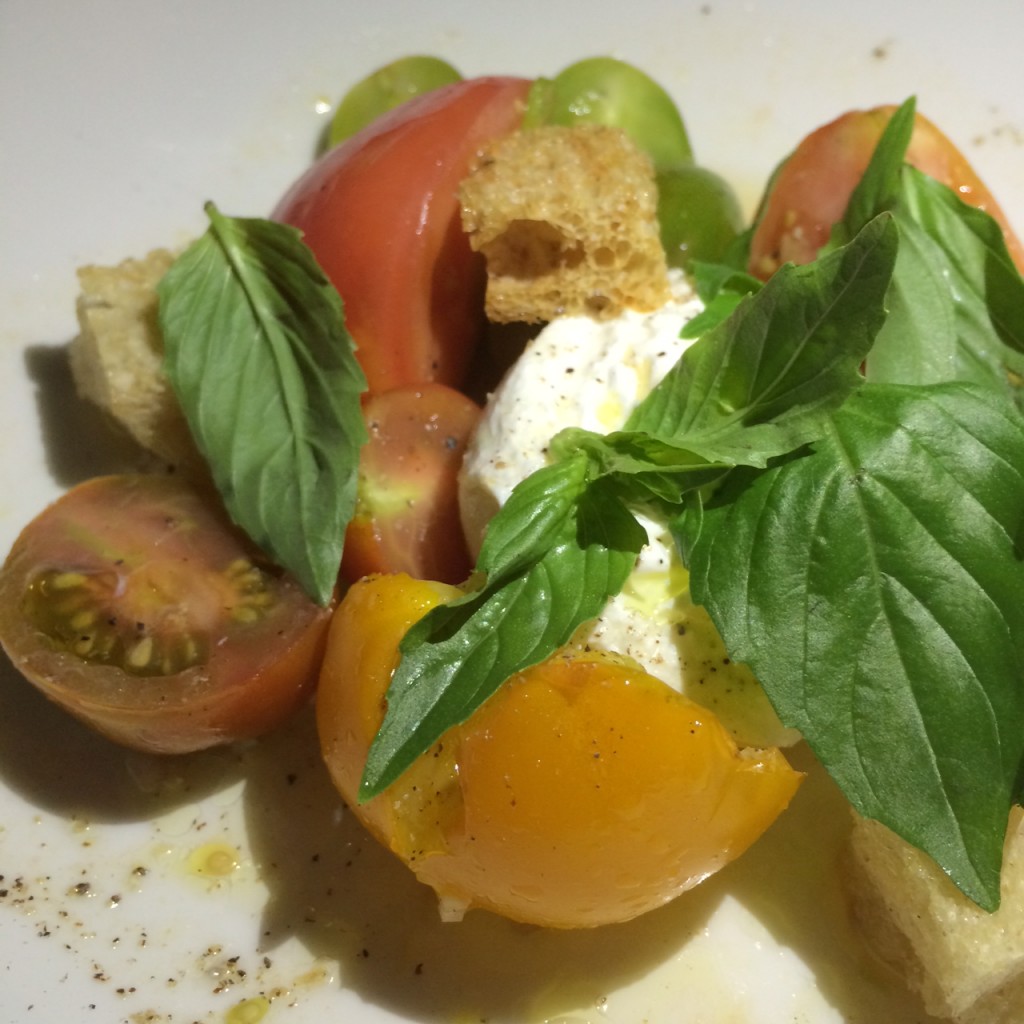 Tomato & Burrata Salad