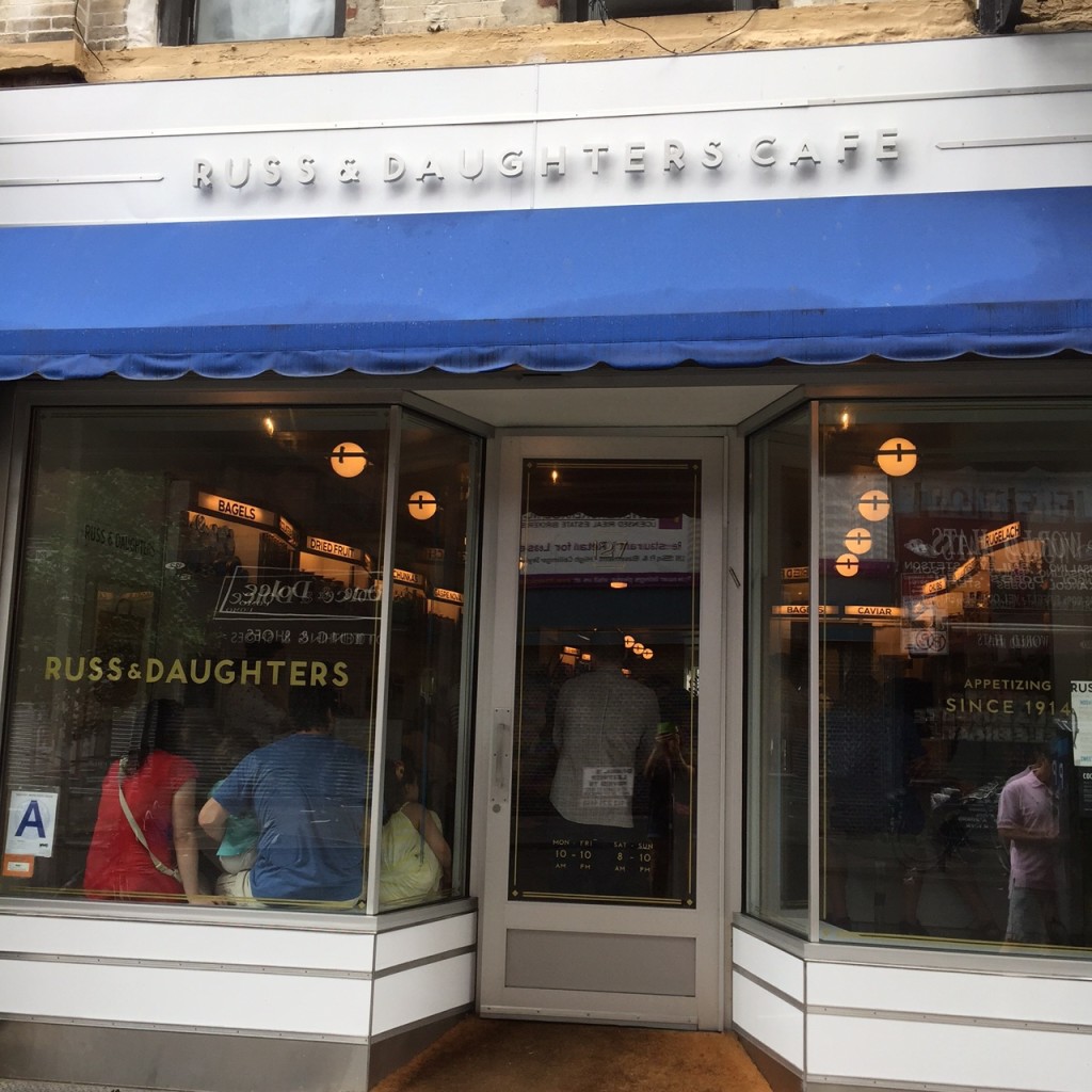 Russ & Daughters Cafe