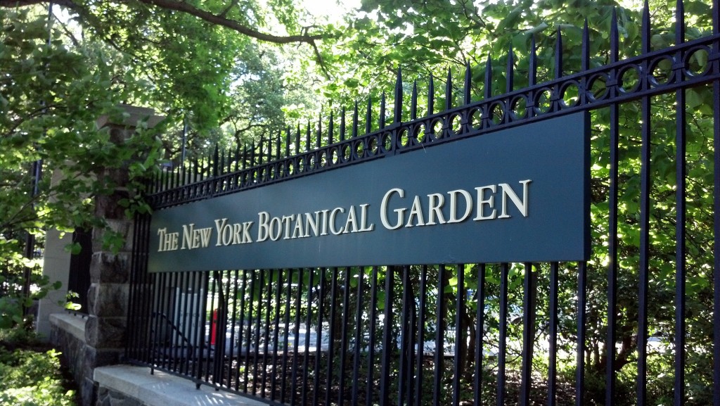 nybg-rose-garden-celebration-entrance-1