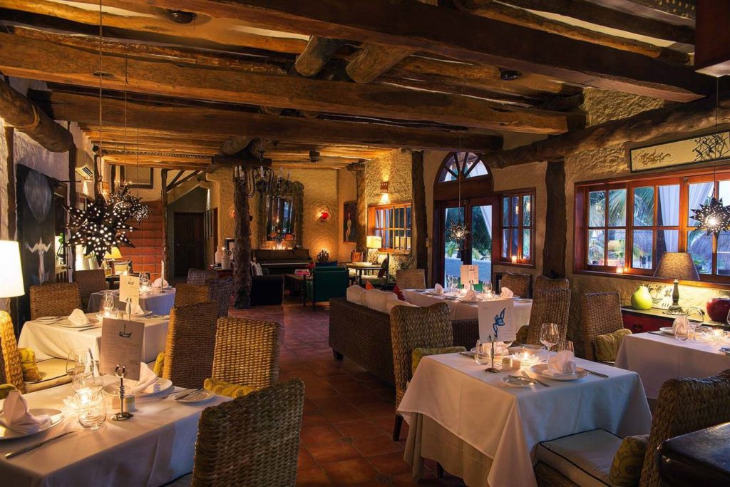 CasaSandra Lobby and Dinning Room photo:casasandra.com