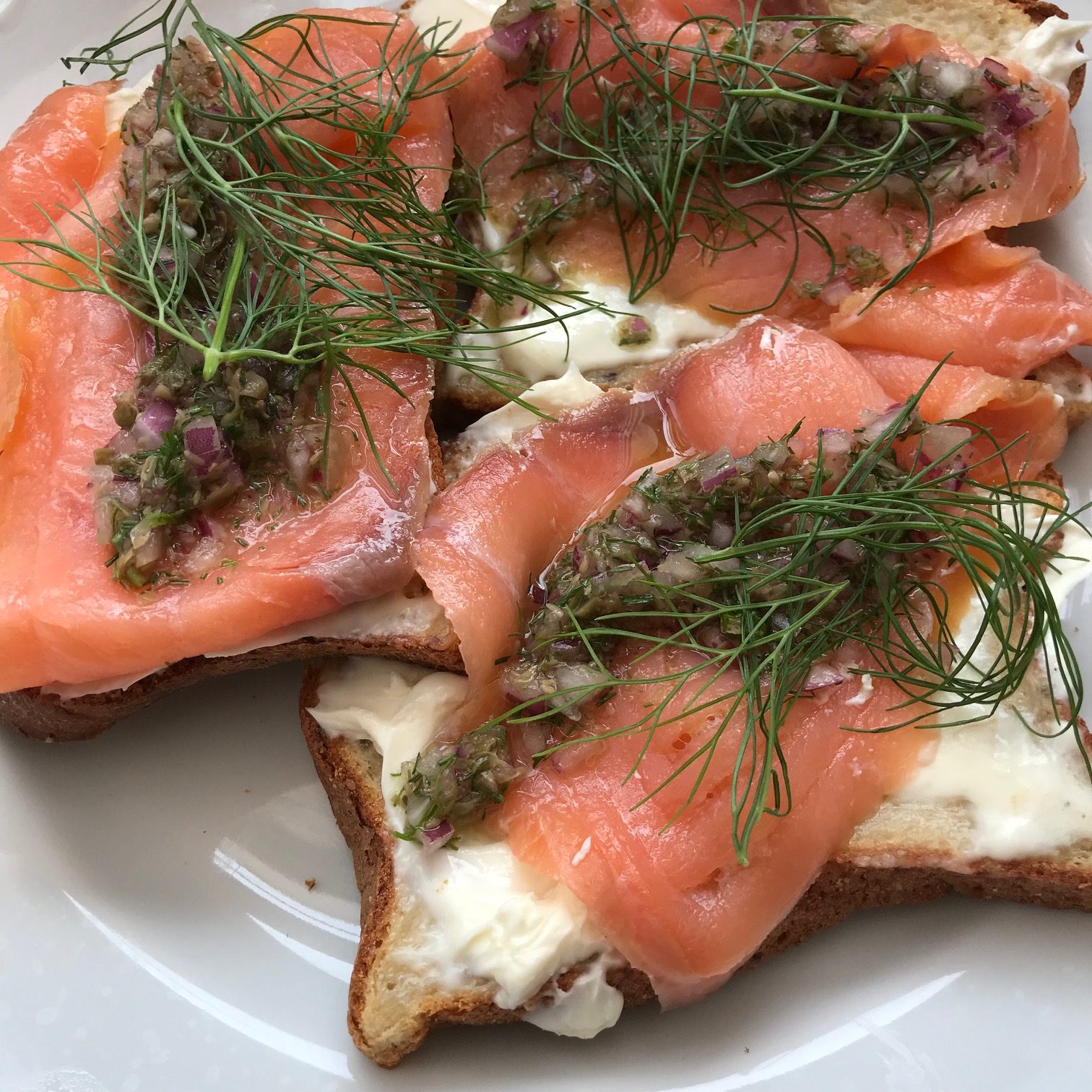 Can't Go Wrong At Roey's...